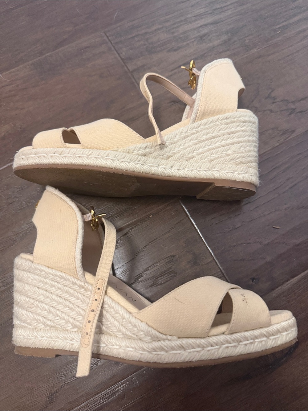 Stuart Weitzman Cream Crisscross Espadrille Wedge Sandals - Picture 2 of 3